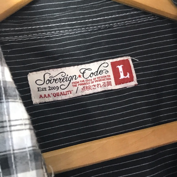 Sovereign Code button down plain collared shirt - Picture 7 of 7